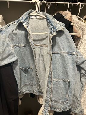 Zara Light Wash Denim Jacket - Pale Blue